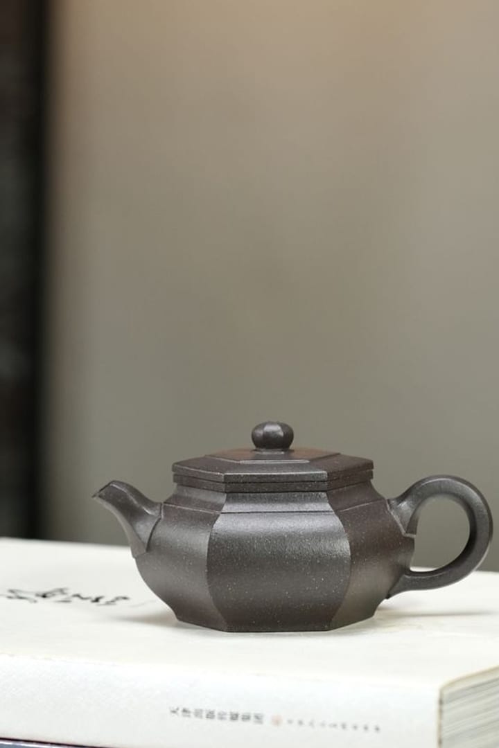 大彬六方:六道稜線,是把規矩握成了美